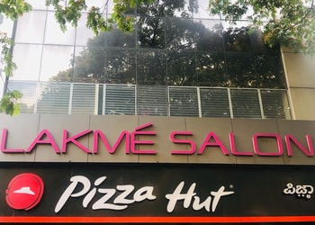 Lakme-salon-Beauty-parlour-Vijayanagar-bangalore-Karnataka-1