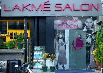 Lakme-trikuta-nagar-Beauty-parlour-Channi-himmat-jammu-Jammu-and-kashmir-1