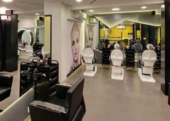 Lookout-salon-Beauty-parlour-Borivali-mumbai-Maharashtra-2