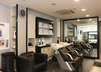 Looks-salon-Beauty-parlour-Saket-delhi-Delhi-1