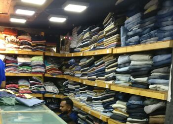 M4m-for-men-Clothing-stores-Majura-gate-surat-Gujarat-3