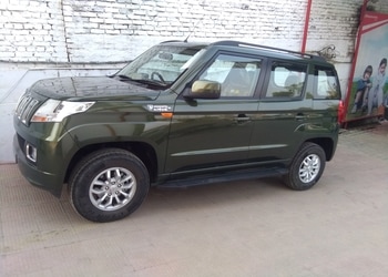 Mahindra-mahalaxmi-motors-Car-dealer-Rampur-garden-bareilly-Uttar-pradesh-2