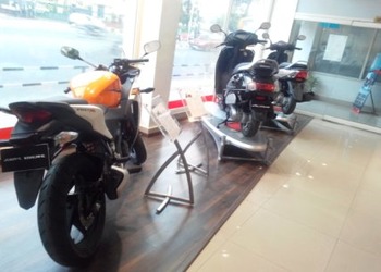 Marikar-honda-Motorcycle-dealers-Sreekaryam-thiruvananthapuram-Kerala-2