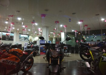 Marikar-honda-Motorcycle-dealers-Sreekaryam-thiruvananthapuram-Kerala-3