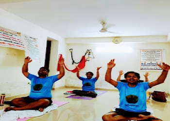 Md-pranyog-and-ayurvedic-center-Yoga-classes-Sector-31-faridabad-Haryana-2