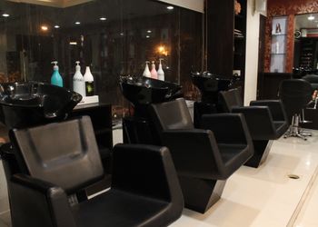 Meshail-Beauty-parlour-Deccan-gymkhana-pune-Maharashtra-2