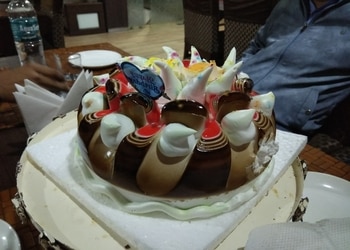 Milk-bar-Cake-shops-Aligarh-Uttar-pradesh-3