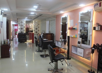 Mina-beauty-clinic-Beauty-parlour-Suryaraopeta-kakinada-Andhra-pradesh-2