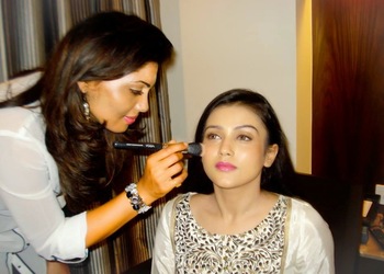 Minakshi-jaiswal-Makeup-artist-Kalyanpur-lucknow-Uttar-pradesh-1