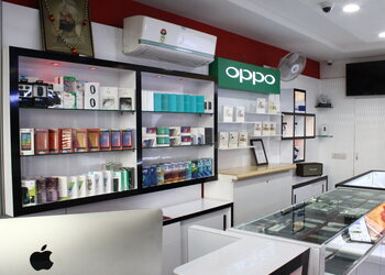 Mobilez-4-u-Mobile-stores-Model-gram-ludhiana-Punjab-3