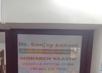 Monarch-vaastu-Feng-shui-consultant-Ellis-bridge-ahmedabad-Gujarat-1