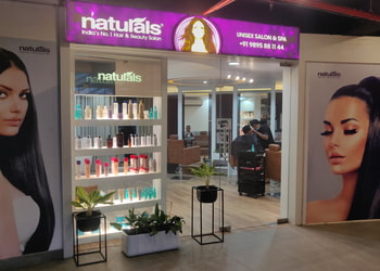 Naturals-calicut-Beauty-parlour-Mavoor-Kerala-1