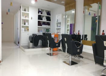 Naturals-salon-Beauty-parlour-Sangli-Maharashtra-2