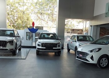 Neo-hyundai-Car-dealer-Jamnagar-Gujarat-2