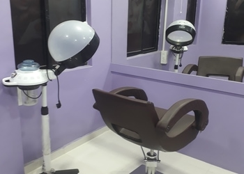 New-virgin-beauty-parlour-academy-Beauty-parlour-Anand-Gujarat-2