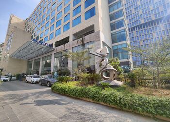 Novotel-5-star-hotels-Ahmedabad-Gujarat-1