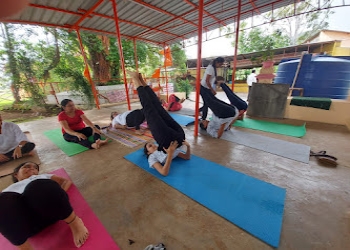 Om-swami-yoga-varg-and-fitness-centre-Yoga-classes-Nashik-Maharashtra-2