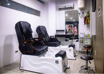 Pearl-family-salon-Beauty-parlour-Lashkar-gwalior-Madhya-pradesh-2