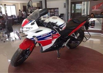 Pharande-honda-bike-showroom-Motorcycle-dealers-Gandhi-nagar-nanded-Maharashtra-2