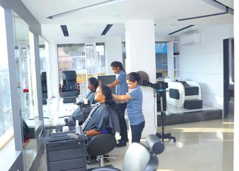 Phoenix-unisex-salon-bridal-studio-Beauty-parlour-Bhavani-erode-Tamil-nadu-2