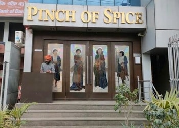 Pinch-of-spice-Family-restaurants-Agra-Uttar-pradesh-1