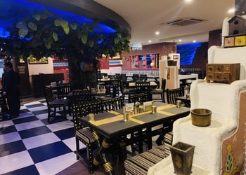 Pind-balluchi-Family-restaurants-Agra-Uttar-pradesh-2