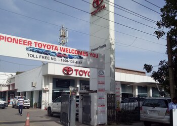 Pioneer-toyota-Car-dealer-Chandigarh-Chandigarh-1