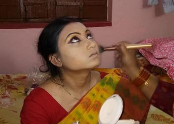 Platinum-glamour-galaxy-Beauty-parlour-Bhatpara-West-bengal-3