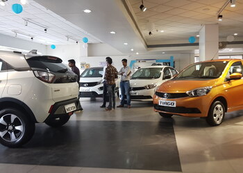 Pramukh-automotive-tata-motors-Car-dealer-Athwalines-surat-Gujarat-2