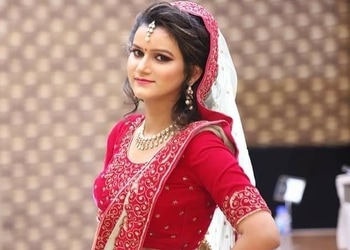 Pro-mac-studio-Beauty-parlour-Gorakhpur-Uttar-pradesh-3