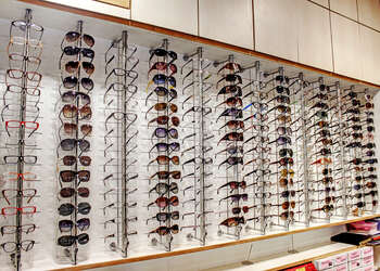 R-kumar-opticians-Opticals-Ahmedabad-Gujarat-3