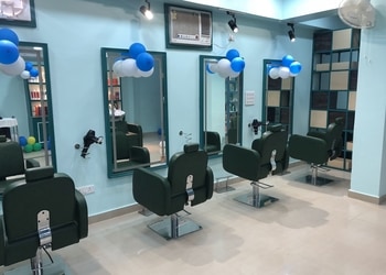 R-three-Beauty-parlour-Nadesar-varanasi-Uttar-pradesh-3