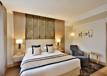 Radisson-hotel-5-star-hotels-Gurugram-Haryana-2