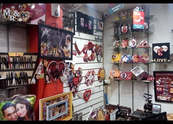 Red-moments-gift-galore-Gift-shops-Master-canteen-bhubaneswar-Odisha-3