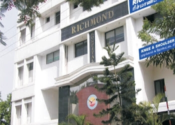 Richmond-hospital-Orthopedic-surgeons-Town-hall-coimbatore-Tamil-nadu-1