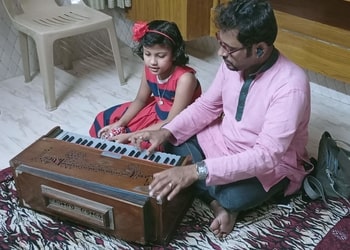 Roy-music-academy-Music-schools-Baguiati-kolkata-West-bengal-1