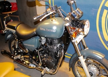 Royal-enfield-showroom-Motorcycle-dealers-Ganga-nagar-meerut-Uttar-pradesh-3