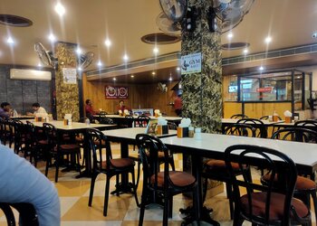 Royal-firdous-restaurant-Family-restaurants-Kota-Rajasthan-2