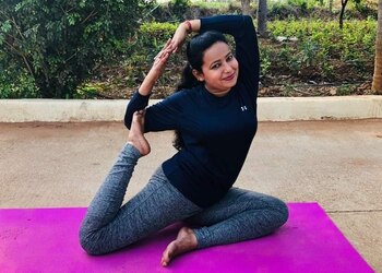 Sarv-samridhi-yoga-studio-Yoga-classes-Faridabad-Haryana-2