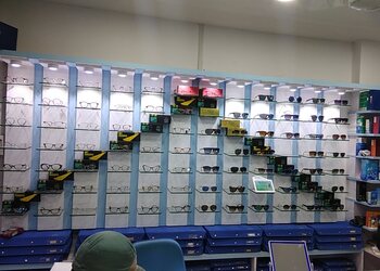 Satnam-optical-lab-Opticals-Surat-Gujarat-2