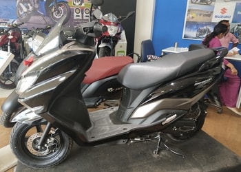 Sattya-suzuki-Motorcycle-dealers-Kanpur-Uttar-pradesh-2