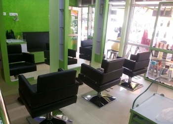 Scissors-talk-salon-Beauty-parlour-Bargarh-Odisha-2