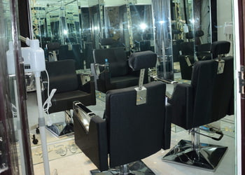 Shahnaz-husain-franchise-salon-by-ambuja-tiwari-Beauty-parlour-Jatepur-gorakhpur-Uttar-pradesh-2