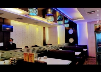 Shiraz-golden-restaurant-Fast-food-restaurants-Kolkata-West-bengal-2