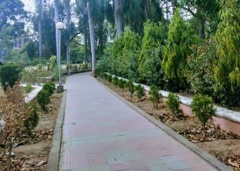 Shivaji-nagar-park-Public-parks-Nagpur-Maharashtra-3