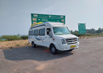 Shlok-travels-Car-rental-George-town-allahabad-prayagraj-Uttar-pradesh-1