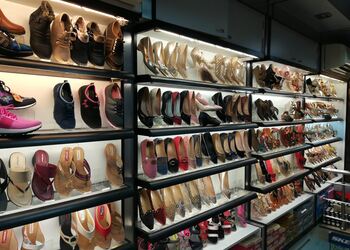 Shoe-bank-Shoe-store-Bikaner-Rajasthan-3