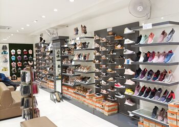 Shoe-club-Shoe-store-Hisar-Haryana-2