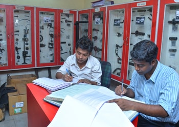 Shree-automotive-Car-repair-shops-Kolkata-West-bengal-3