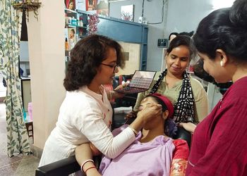 Shreyasis-beauty-salon-training-center-Beauty-parlour-Uttarpara-hooghly-West-bengal-3